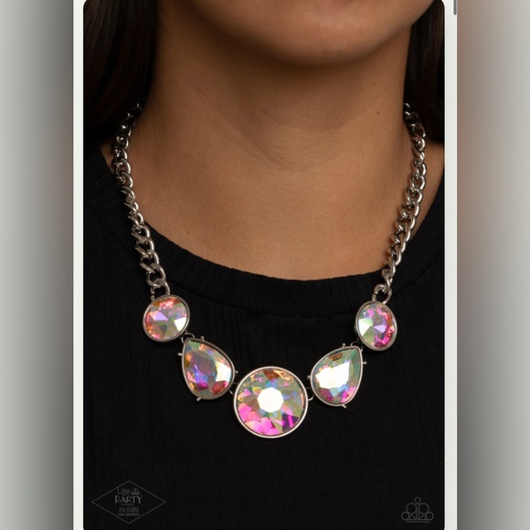 All The Worlds my Stage Multi  Necklace - Picture 1 of 3